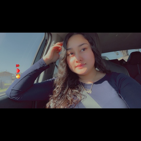 Meet your Posher, Fiorela - Picture 1 of 1